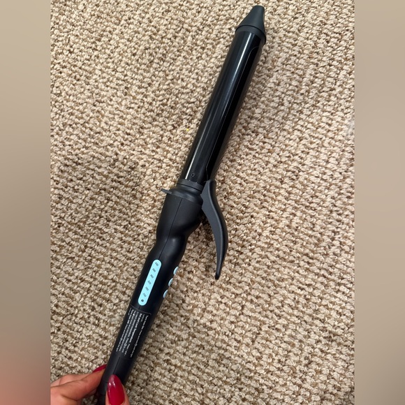 Bio Ionic Accessories - Bio Ionic Long Barrel Styler Curling Iron - Black 1.25